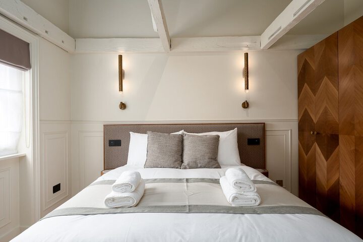 Room 71 of 280