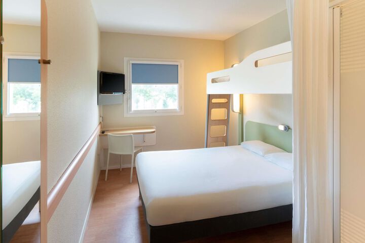 Room 6 of 41