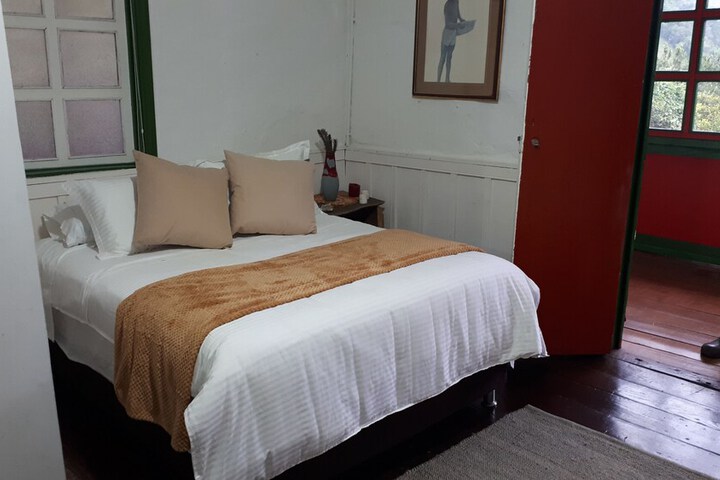 Room 8 of 72