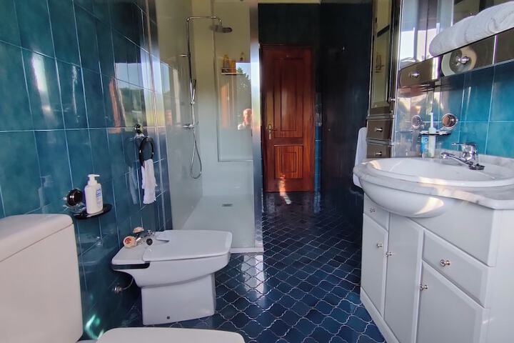 Room 25 of 52