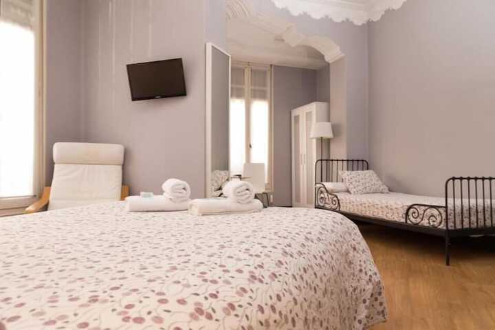 Room 3 of 45