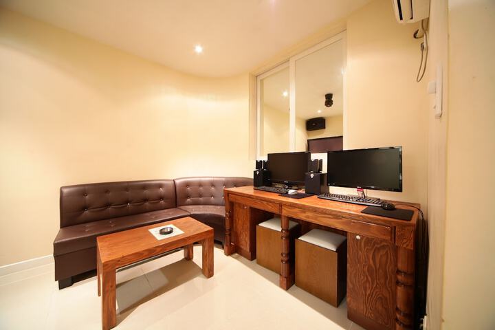 Room 54 of 75