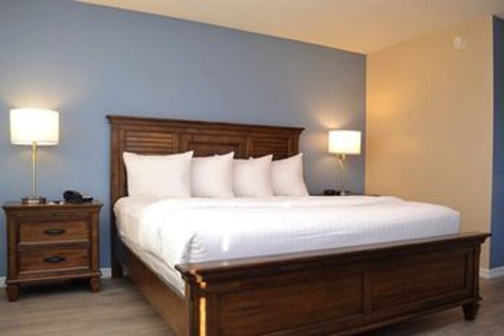 Room 6 of 27