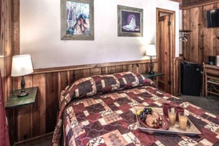 Room 27 of 28