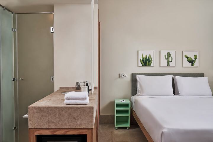 Room 13 of 60