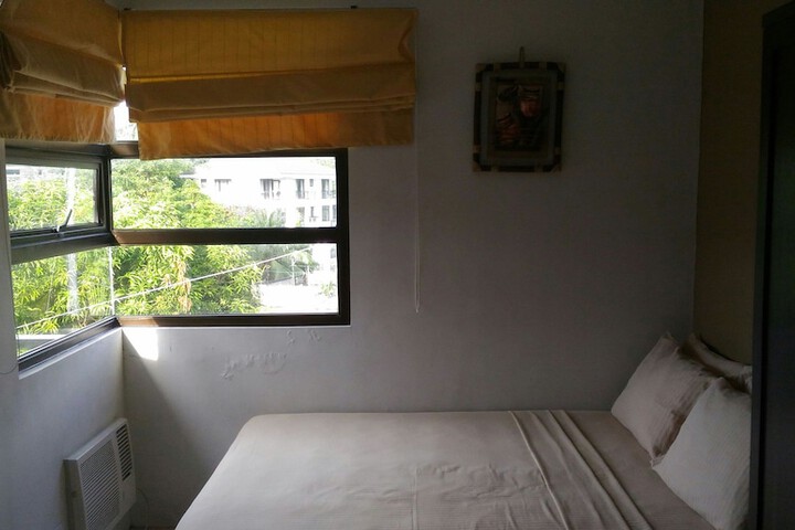 Room 20 of 39