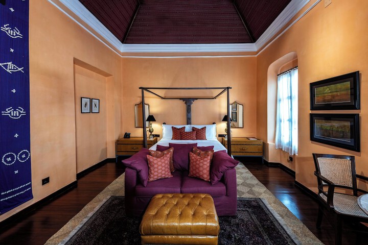 Room 8 of 45