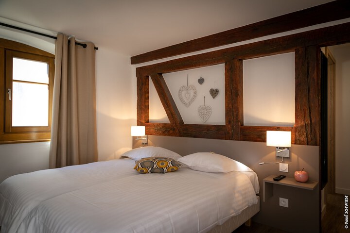 Room 25 of 96