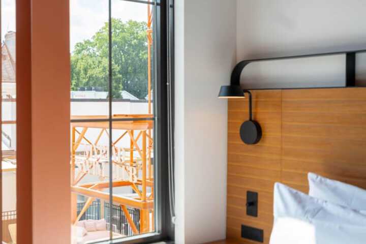 Room 78 of 131