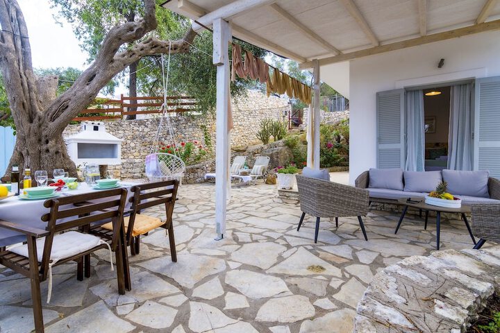 Terrace/Patio 71 of 158