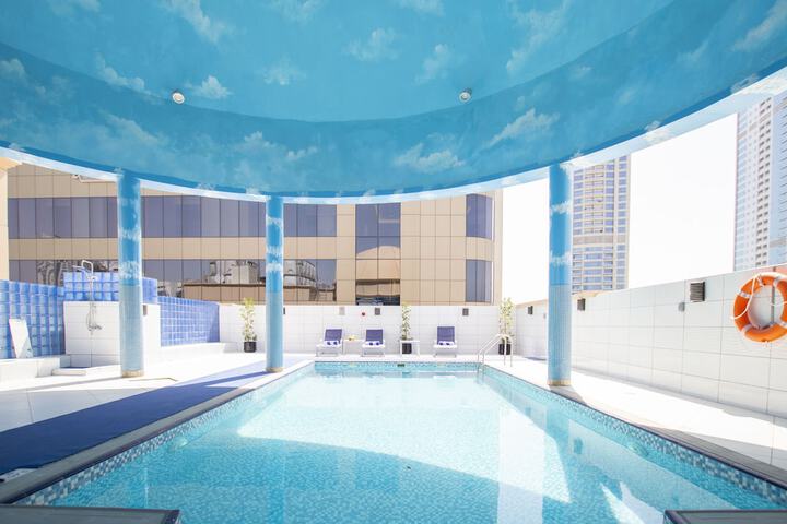 Pool 24 of 43