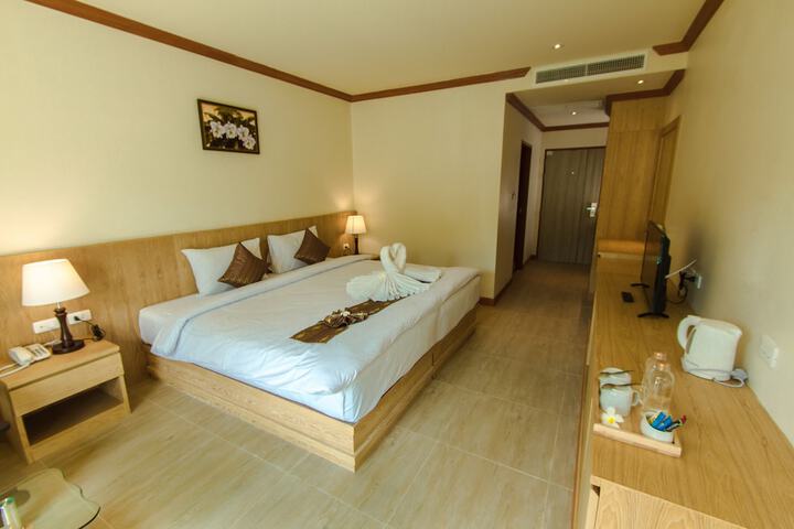 Room 7 of 36