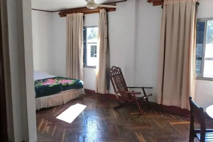 Room 3 of 13