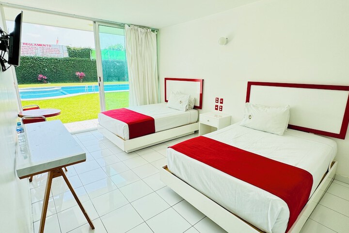 Room 8 of 41