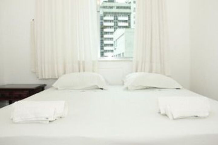 Room 14 of 38