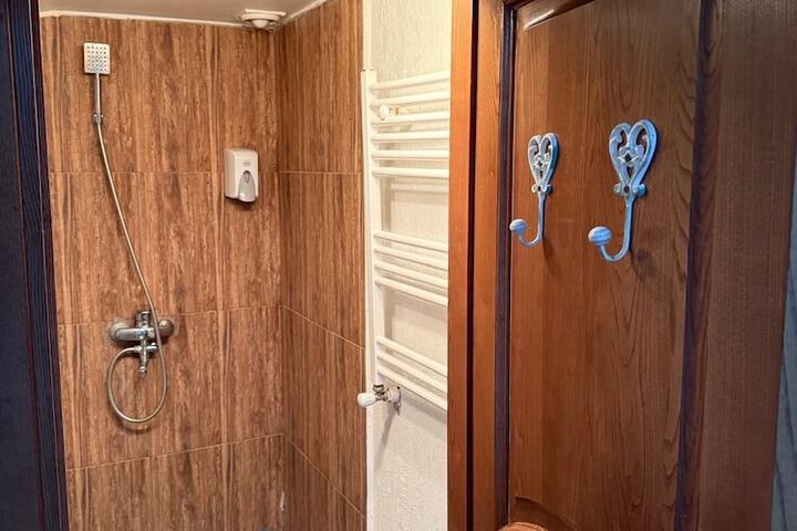 Room 90 of 120