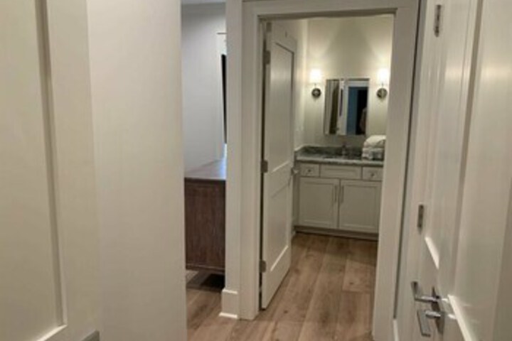 Room 48 of 51