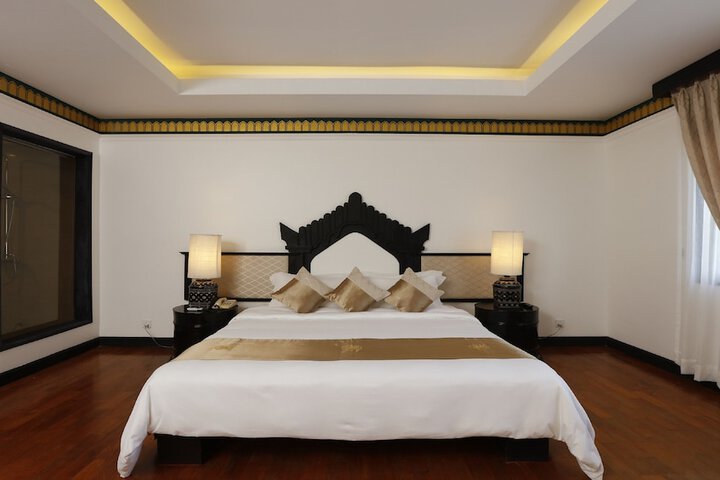 Room 12 of 61