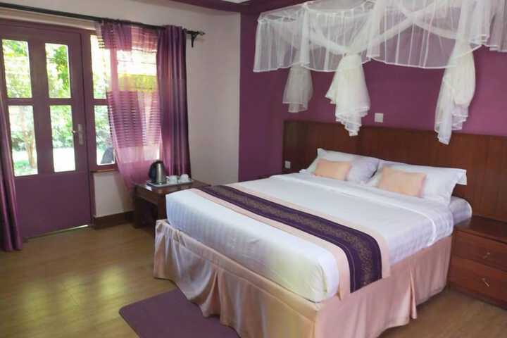 Room 7 of 19
