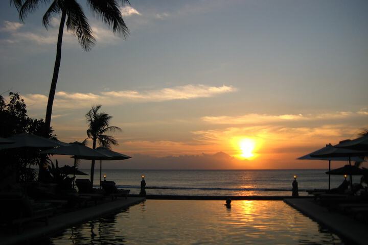 Pool 72 of 113