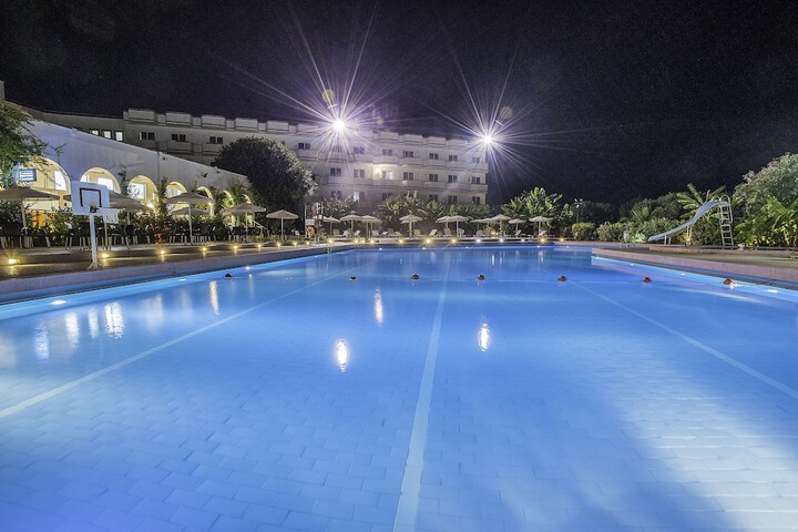 Pool Hotel