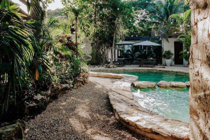 Pool 27 of 35