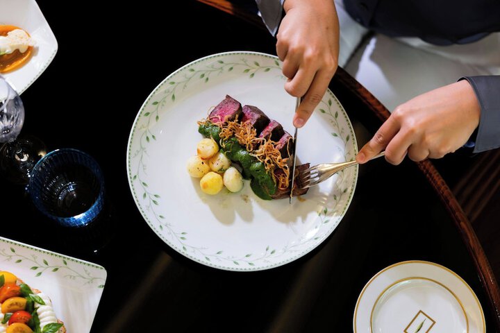 Dining 77 of 115