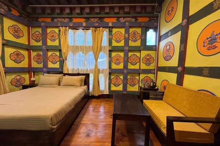 Room 2 of 15