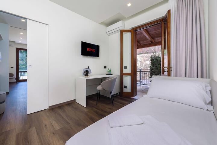 Room 50 of 116