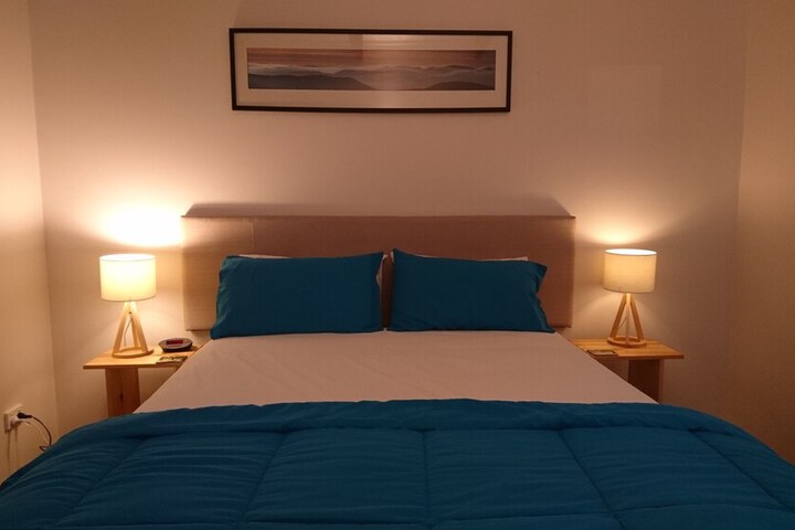 Room 6 of 17