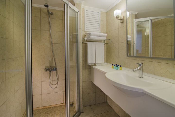 Clean Restrooms