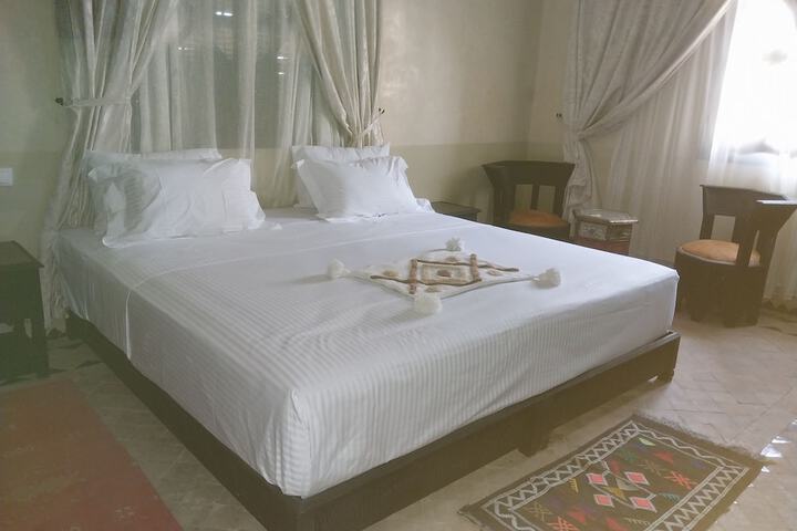 Room 7 of 49