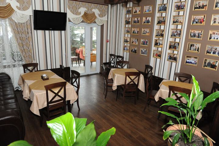 Hotel Interior 4 of 111