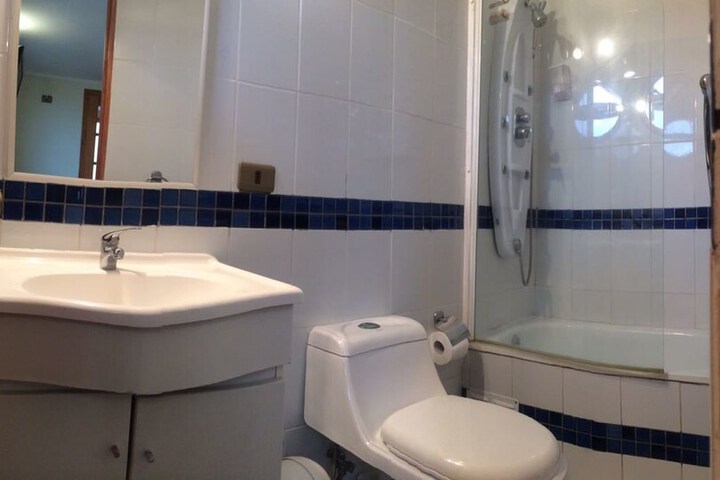 Room 6 of 7