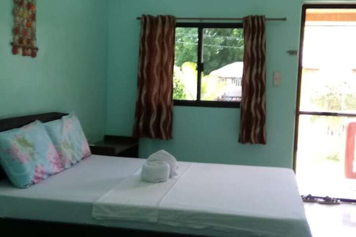 Room 14 of 63