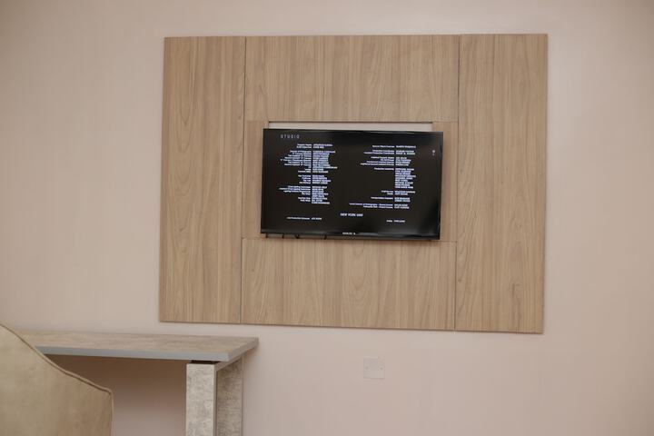 Room 8 of 44