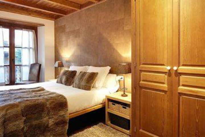 Room 8 of 21