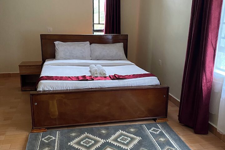 Room 3 of 15