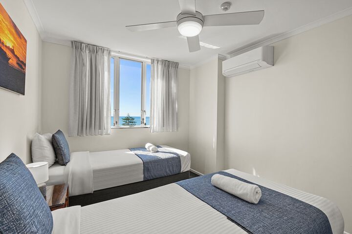 Room 8 of 117