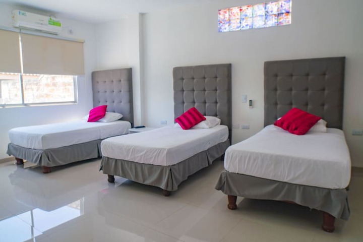 Room 3 of 36