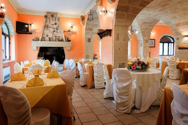 Dining Photos