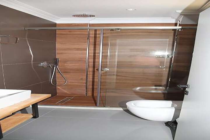 Room 30 of 37