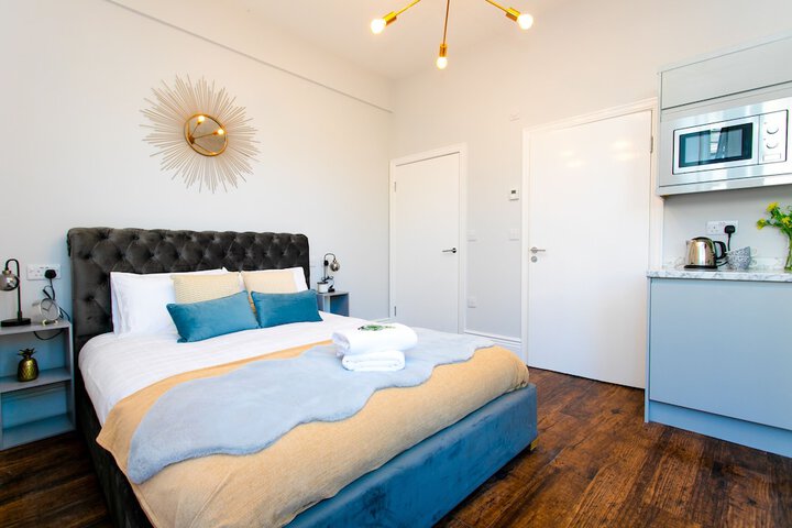 Room 3 of 58