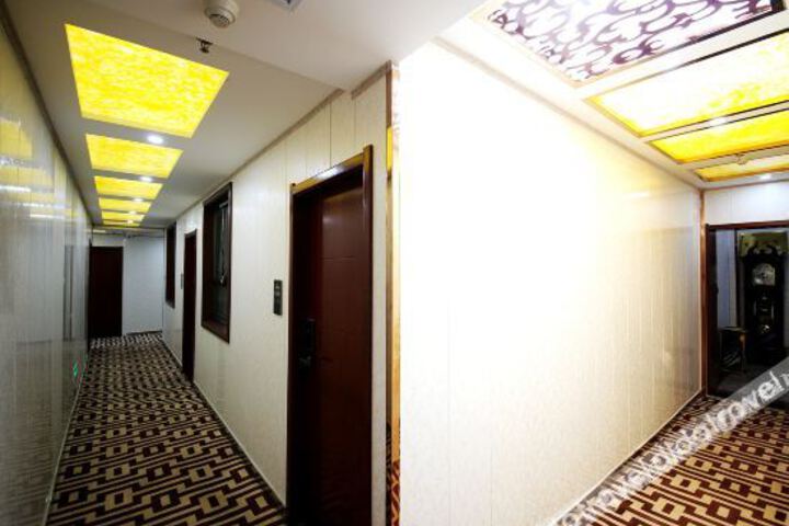Hotel Interior 12 of 37