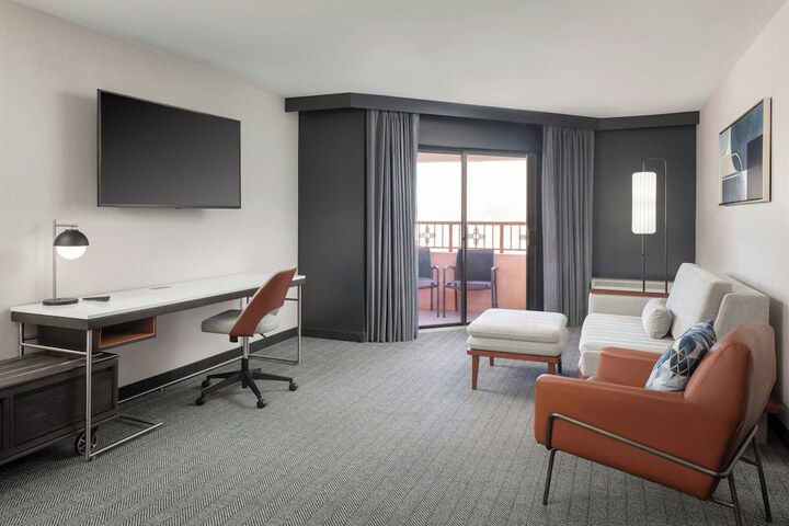 Room 13 of 31