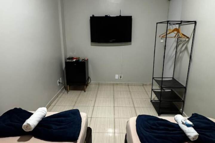 Room 35 of 80