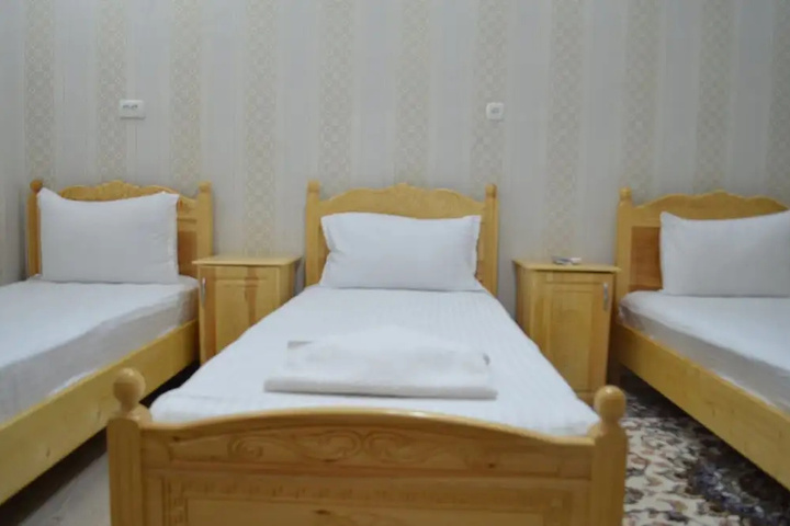 Room 2 of 8