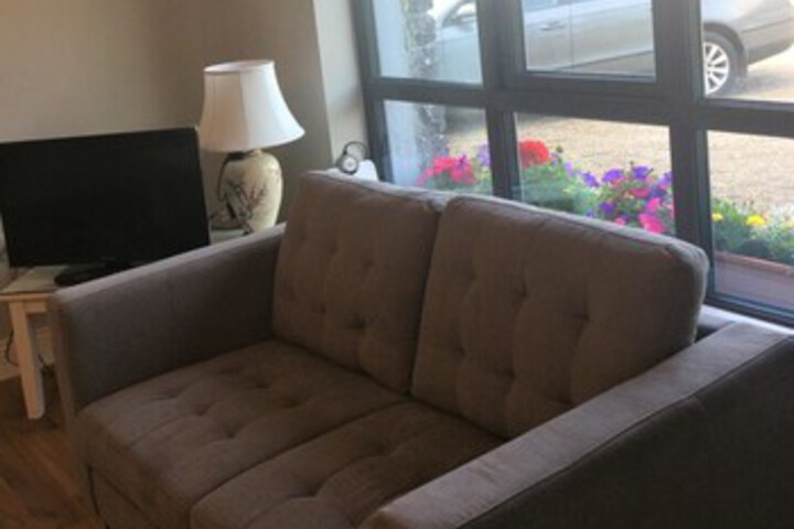 Lounge 49 of 92