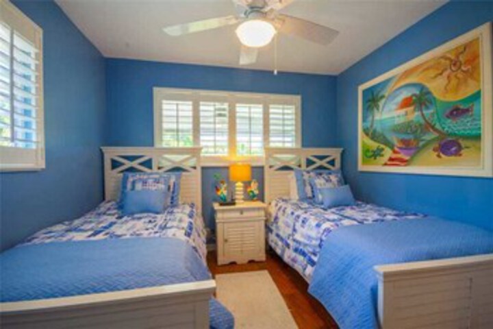Room 17 of 23