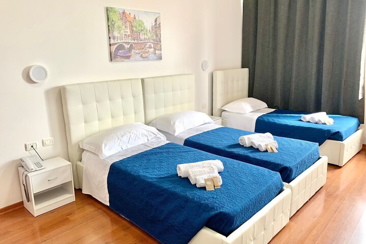 Room 12 of 31